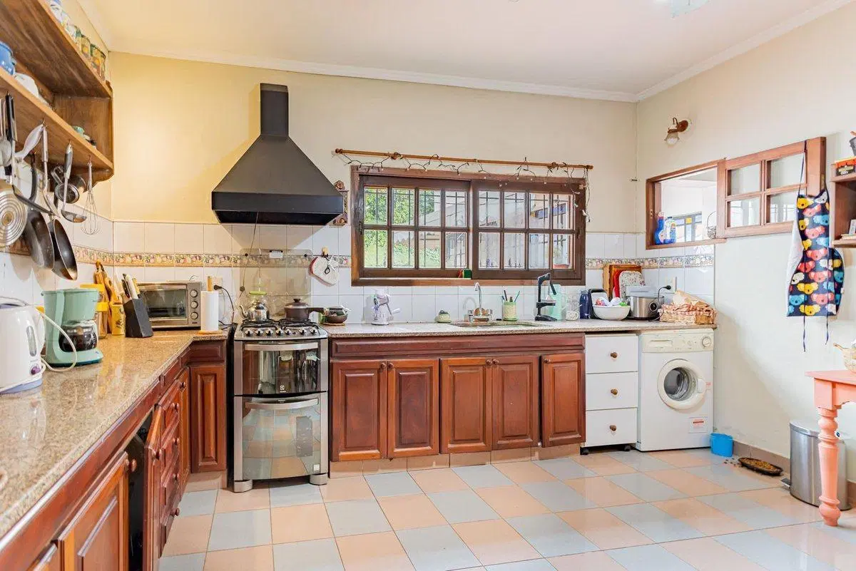 Casa en venta en La Plata 4 dormitorios 2