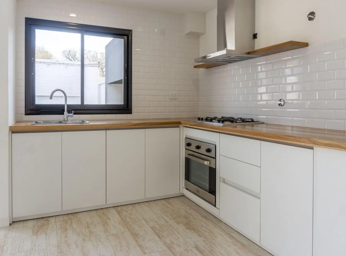Casa en venta Manuel B Gonnet dos dormitorios 5