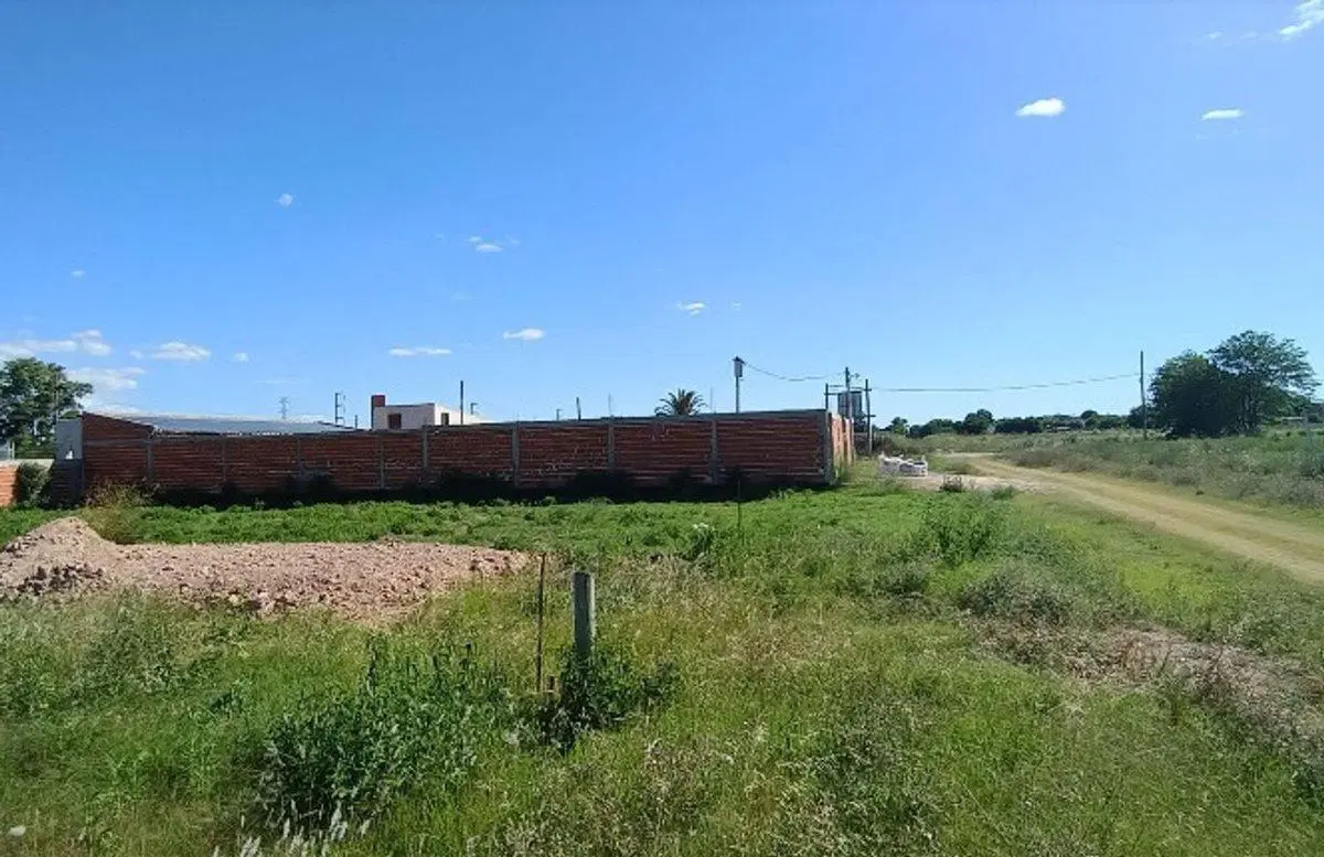 LOTE EN VENTA LA PLATA CON ESCRITURA 3