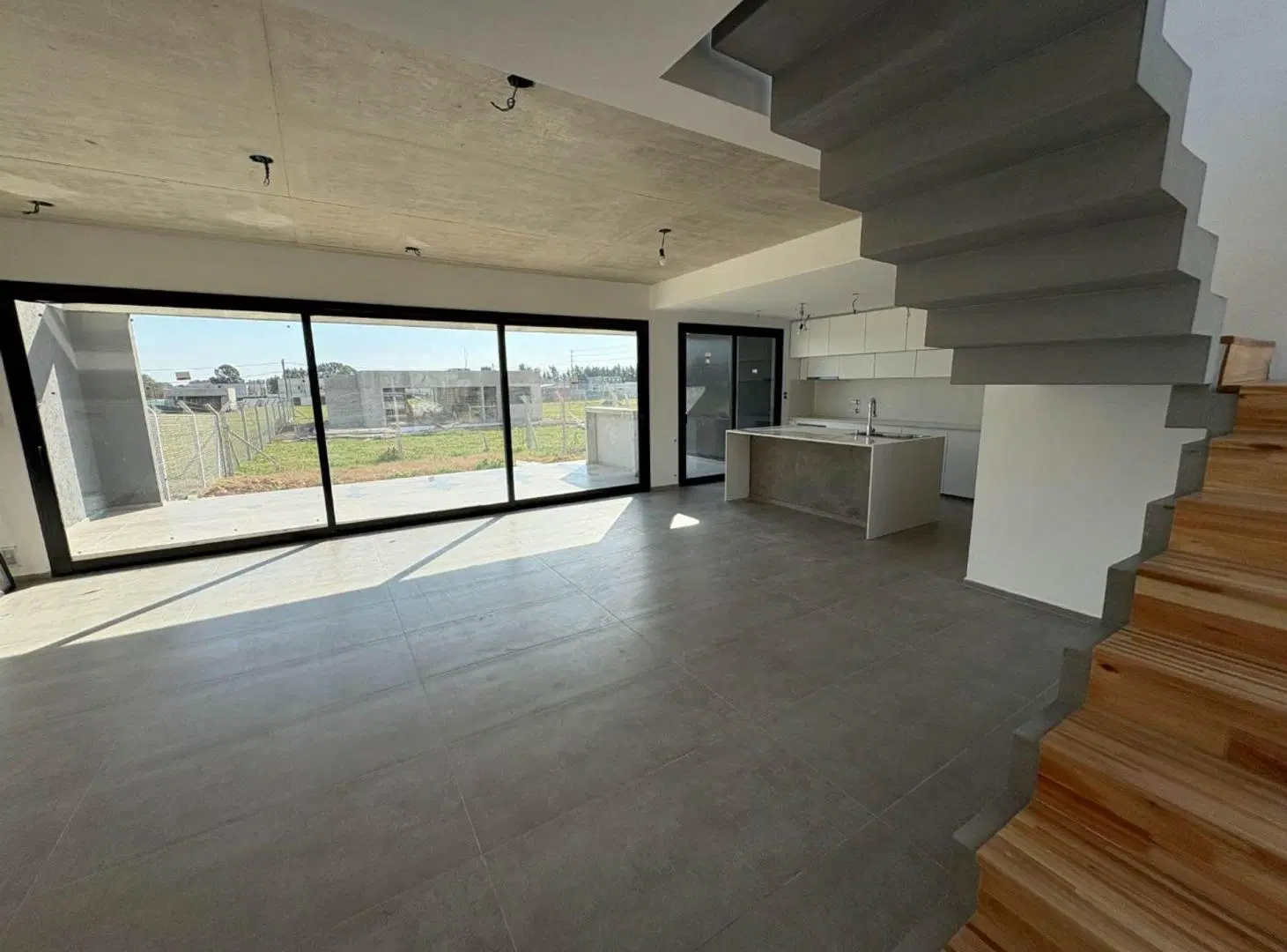 CASA EN VENTA EN GORINA A ESTRENAR 3