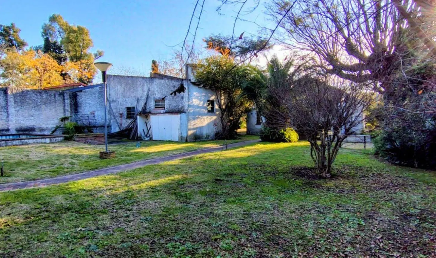 CASA EN VENTA EN CITY BELL ENTRE CAMINOS 5