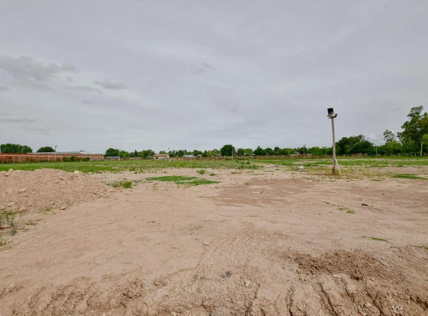 LOTE A LA VENTA EN LA PLATA BARRIO CERRADO 2
