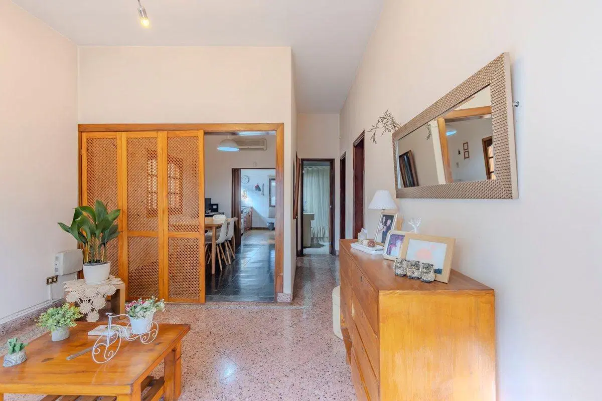 Casa en venta en Los Hornos 2 dormitorios 8