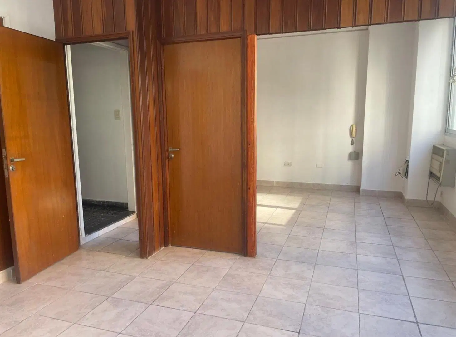 OFICINA EN VENTA LA PLATA 4