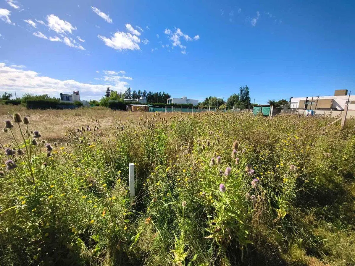 LOTE EN VENTA CITY BELL ESCRITURADO 4