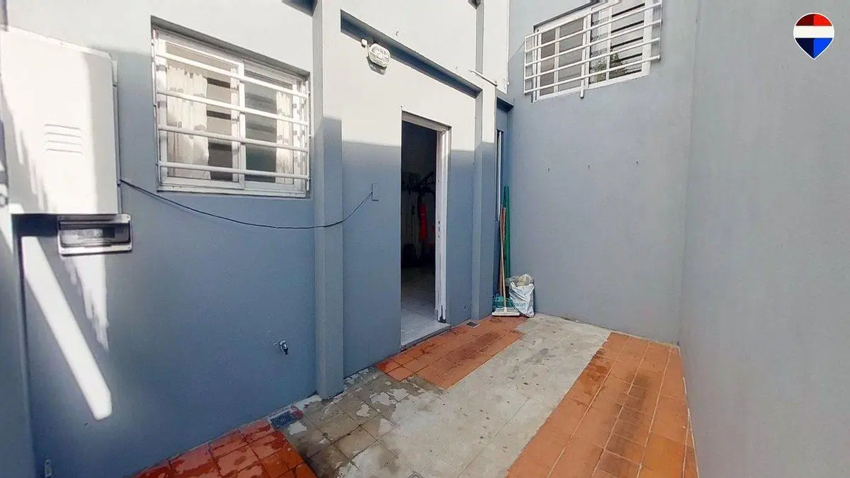 CASA VENTA QUILMES 3 DORMITORIOS PATIO Y TERRAZA 5