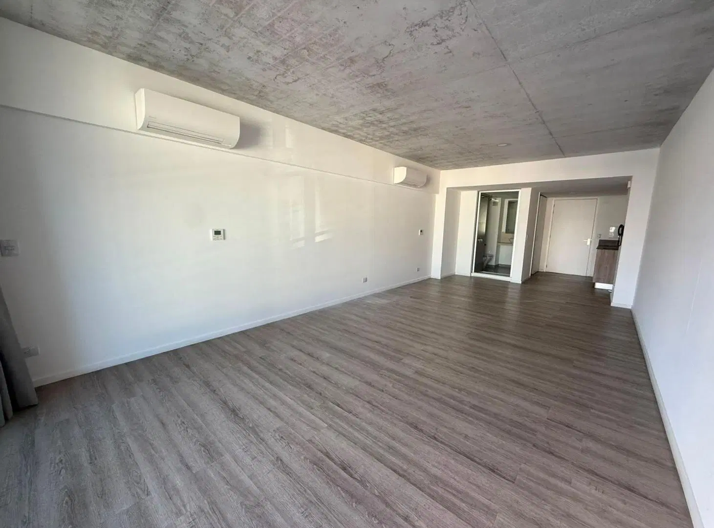DEPARTAMENTO EN ALQUILER 1 AMBIENTE RETIRO 2