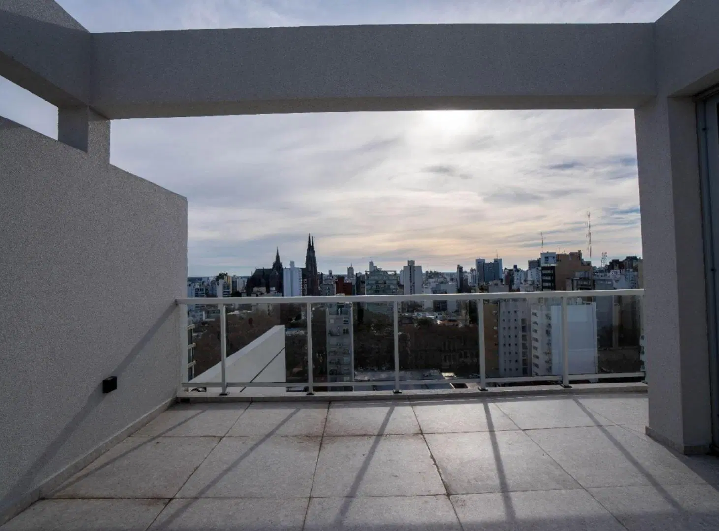 DEPARTAMENTO EN VENTA EN LA PLATA A ESTRENAR 3