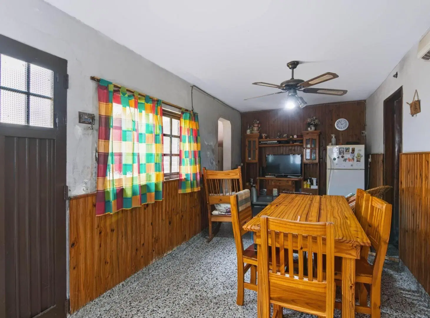 CASA EN VENTA VILLA ELISA 2 DORMITORIOS 5