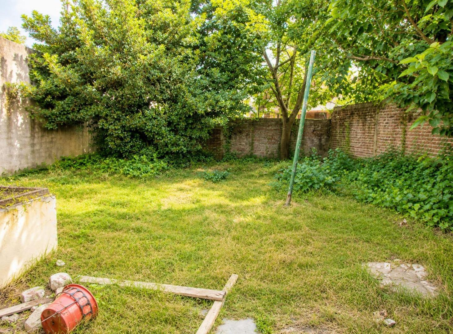 Foto de CASA VENTAEN LA PLATA CON LOTE IDEAL RECICLADOR, imagen 2