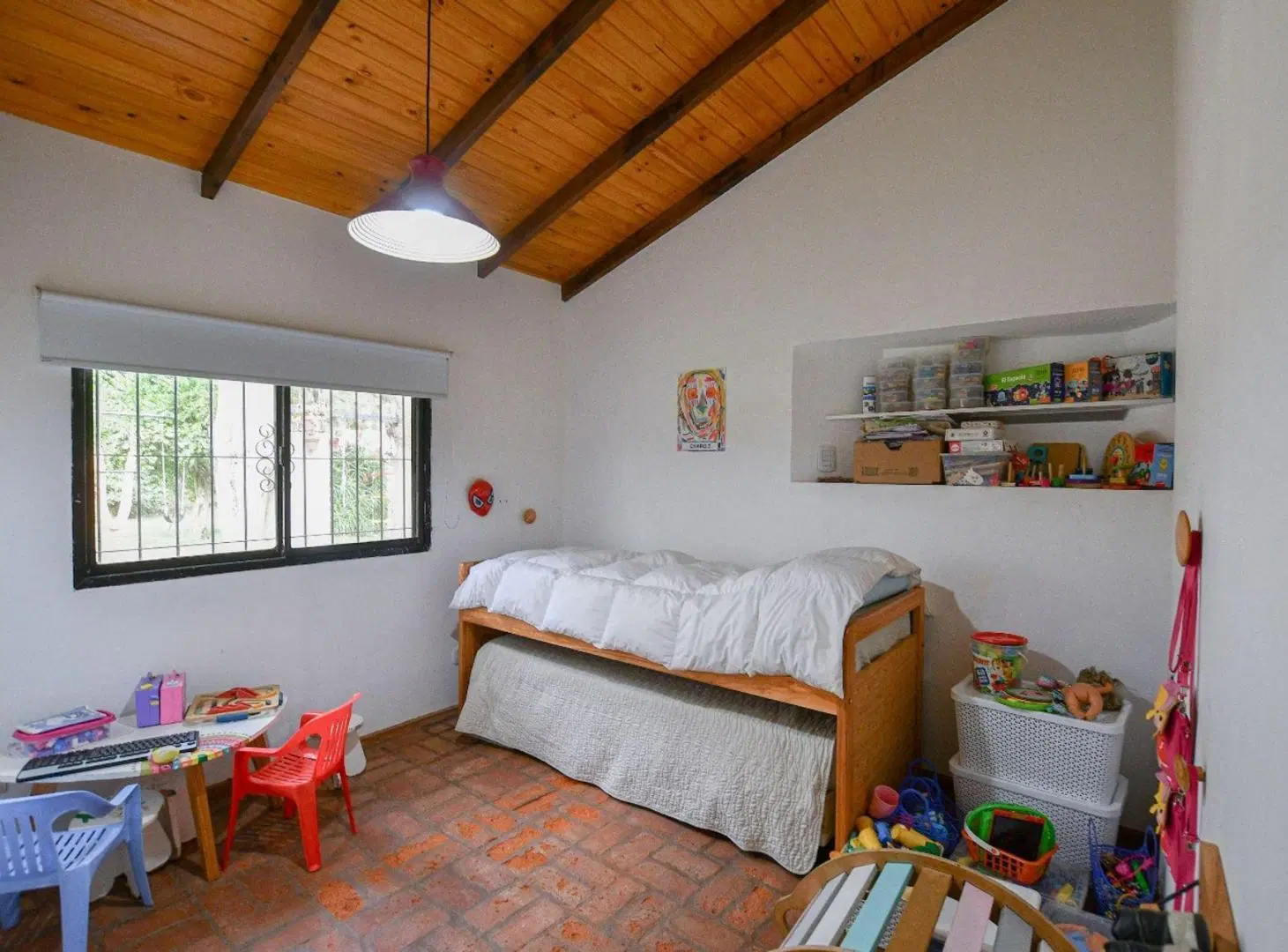 CASA EN VENTA ETCHEVERRY 4 DORMITORIOS PARQUE 5
