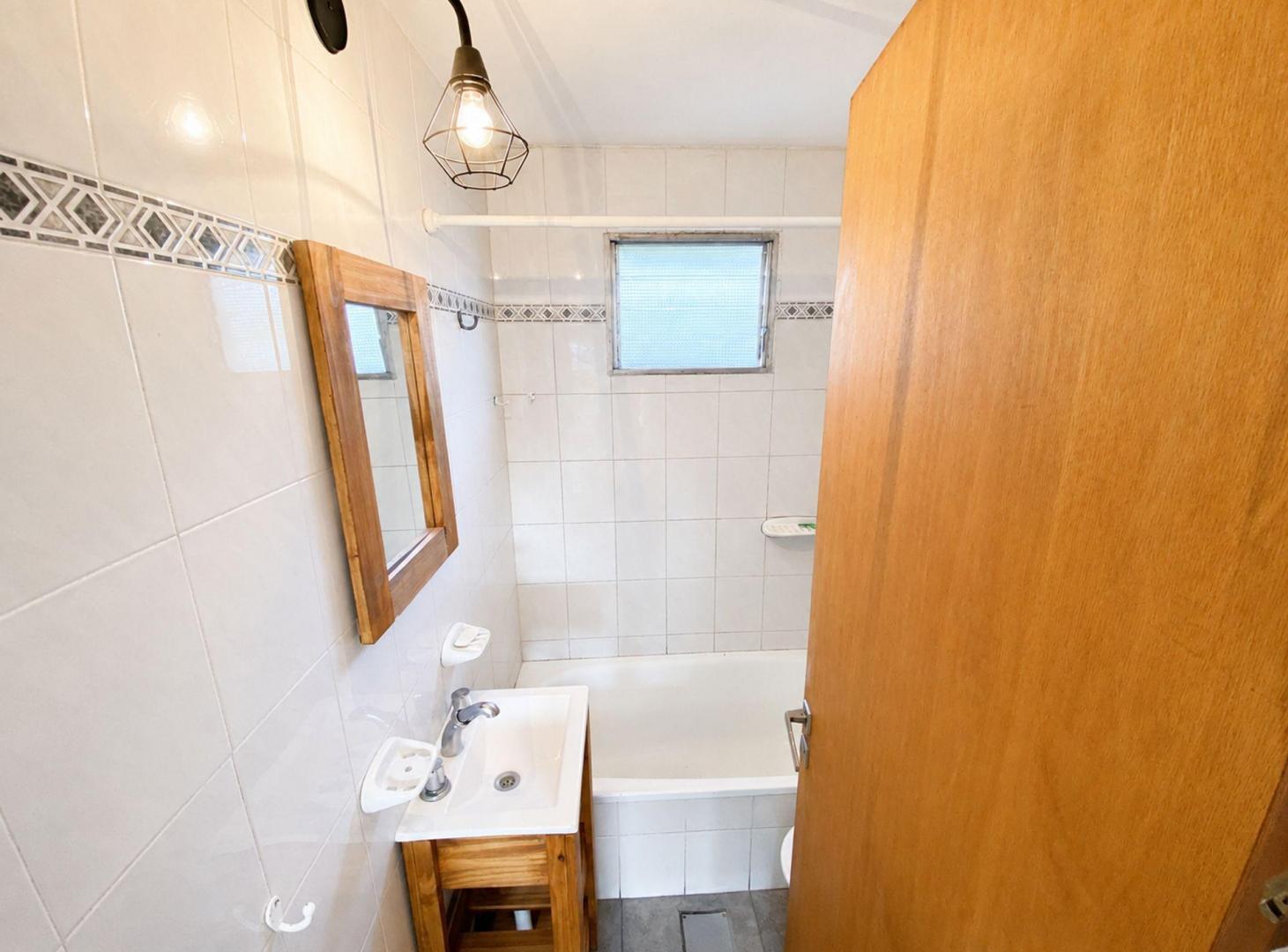 Foto de DEPARTAMENTO EN VENTA TOLOSA APTO BANCO, imagen 5