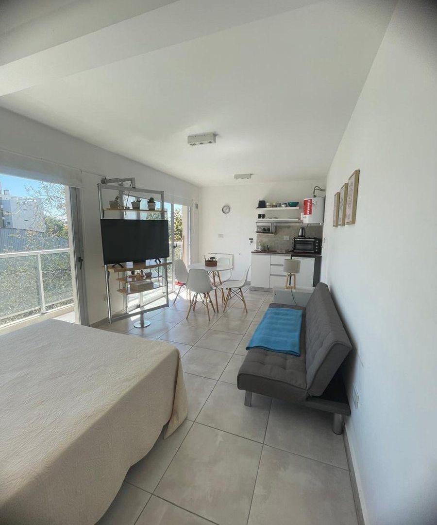Foto de MONOAMBIENTE EN VENTA LA PLATA, imagen 1