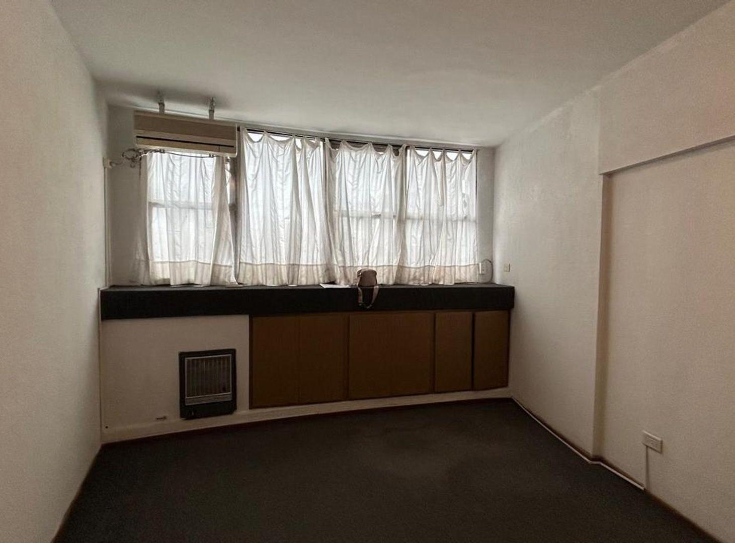 Foto de OFICINA EN VENTA LA PLATA, imagen 3