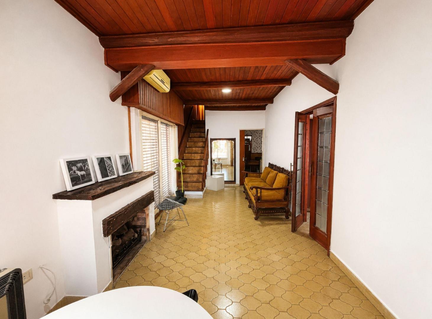 Foto de CASA EN VENTA LA PLATA 4 DORMITORIOS GARAGE PATIO, imagen 2