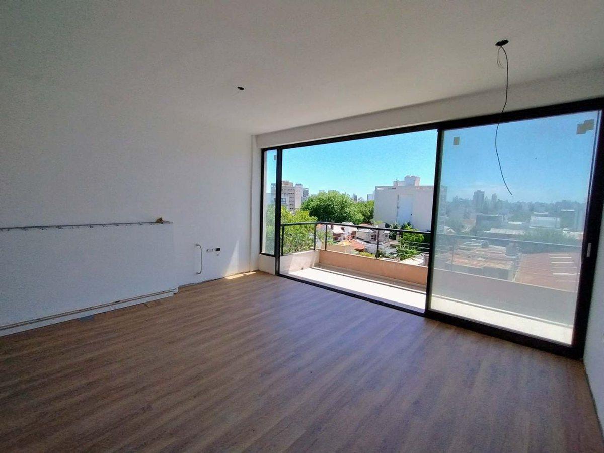Foto de Departamento venta La Plata.3 dormitorios, cochera, imagen 1