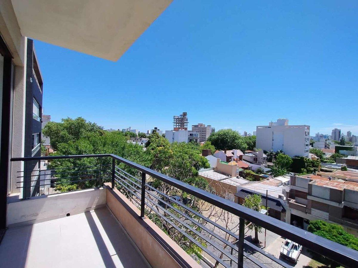 Foto de Departamento venta La Plata.3 dormitorios, cochera, imagen 3