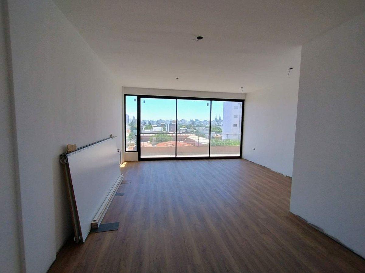 Foto de Departamento venta La Plata.3 dormitorios, cochera, imagen 2