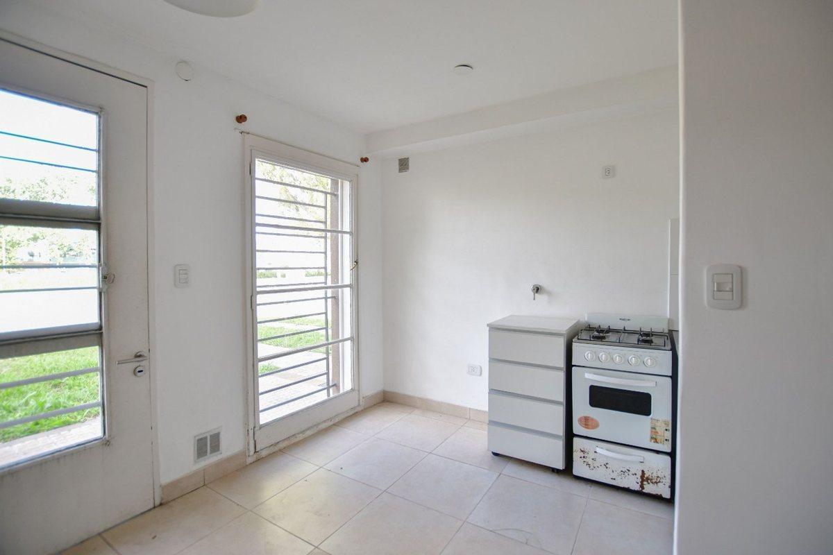 Foto de DEPARTAMENTO EN VENTA LA PLATA 1 DORMITORIO, imagen 5