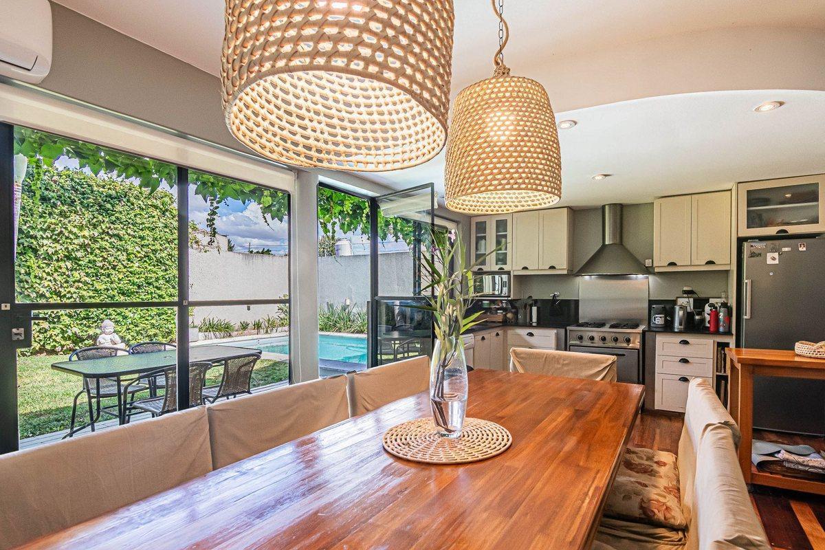 Foto de Casa en venta La Plata 4 dormitorios, imagen 2