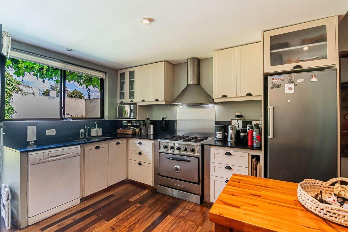 Foto de Casa en venta La Plata 4 dormitorios, imagen 5