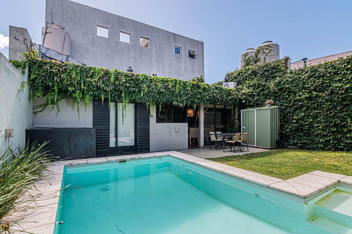 Foto de Casa en venta La Plata 4 dormitorios, imagen 3