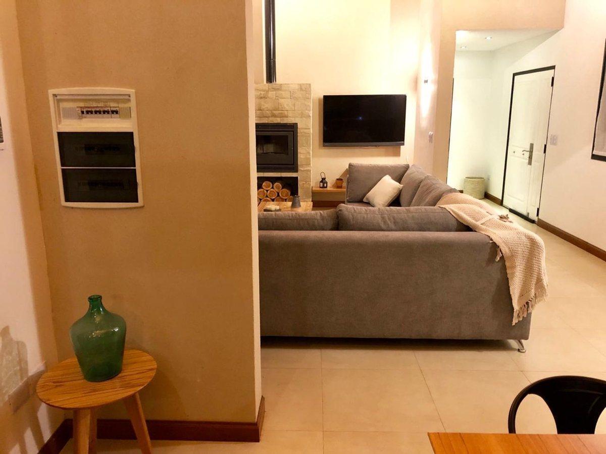 Foto de CASA VENTA CAMPOS DE ROCA 3 DORMITORIOS 3280m LOTE, imagen 4
