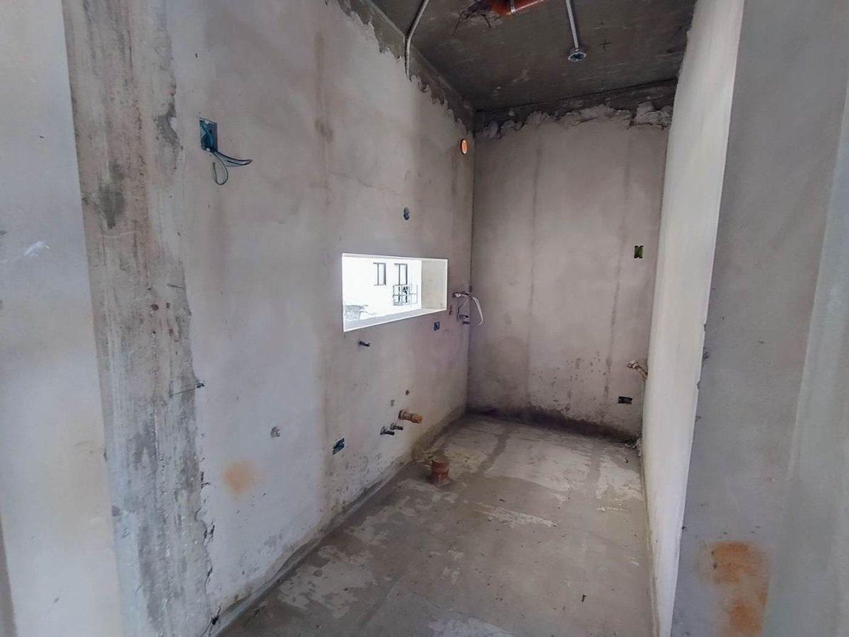 Foto de Departamento venta La Plata. 1 dormitorio, Cochera, imagen 2