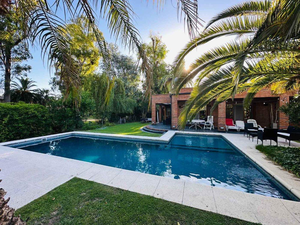 Foto de CASA EN VENTA 4 DORMITORIOS EL CARMEN COUNTRY CLUB, imagen 5