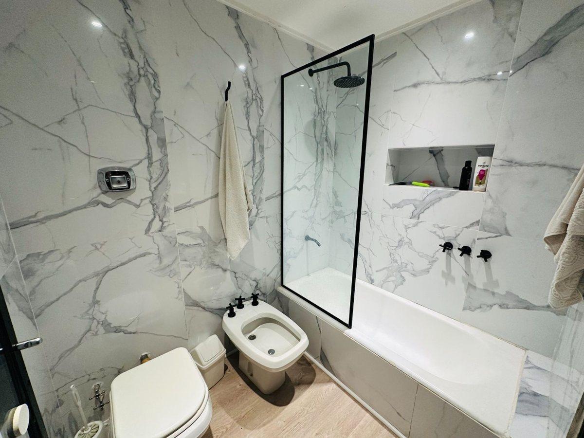 Foto de CASA EN VENTA 4 DORMITORIOS EL CARMEN COUNTRY CLUB, imagen 1
