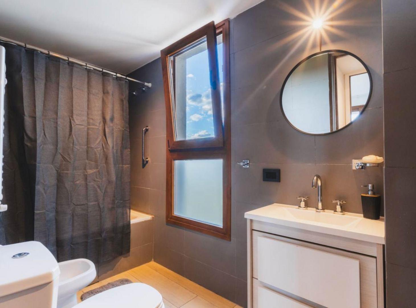 Foto de DEPARTAMENTO DE CATEGORIA 1 DORMITORIO EN VENTA, imagen 2