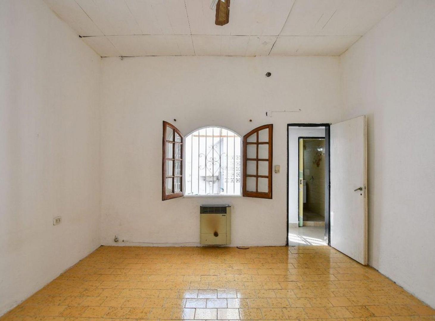 Foto de PH EN VENTA TOLOSA 1 DORMITORIO CON TERRAZA, imagen 4