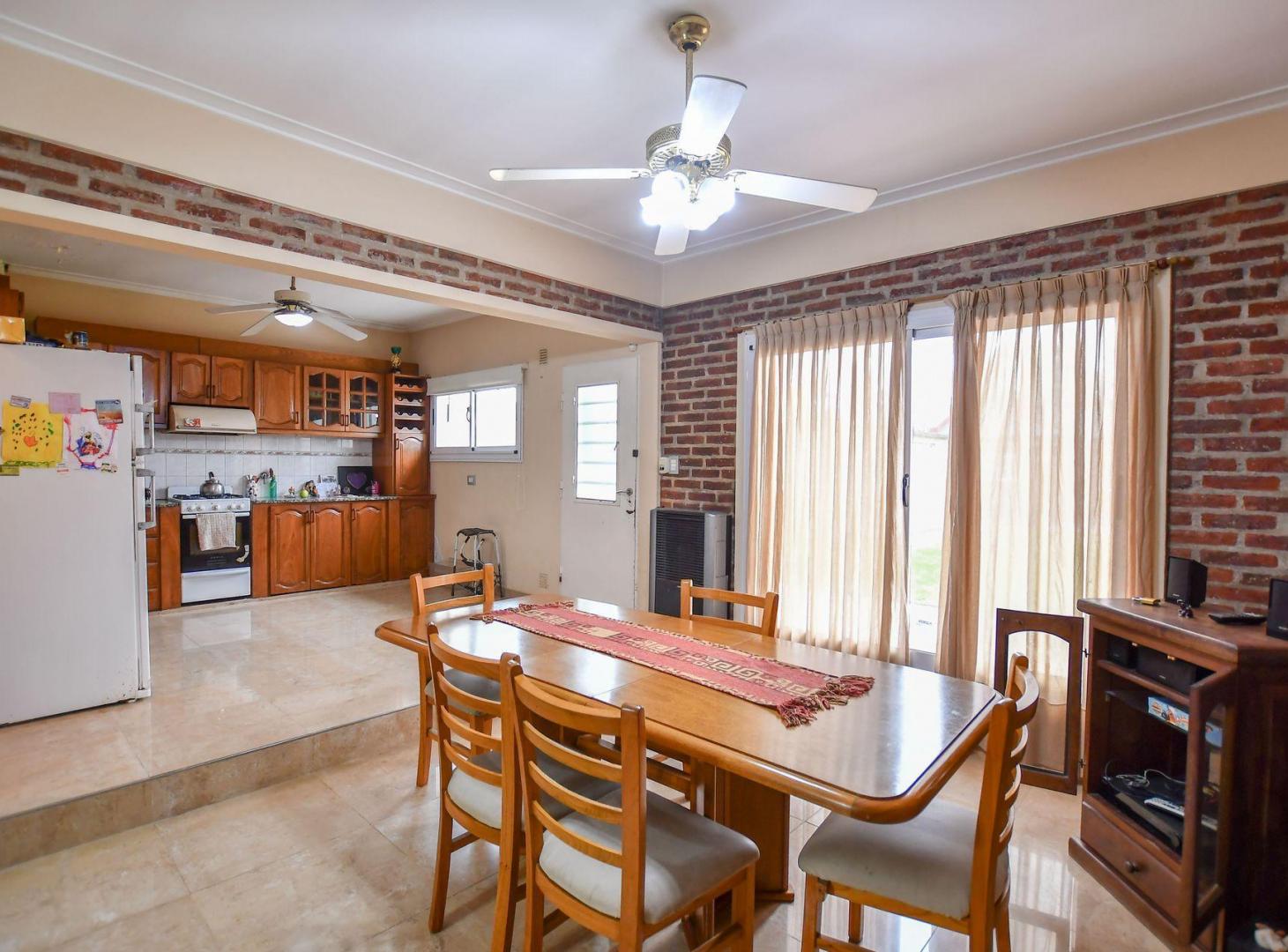 Foto de CASA EN VENTA VILLA ELVIRA 3 DORMITORIOS, imagen 3