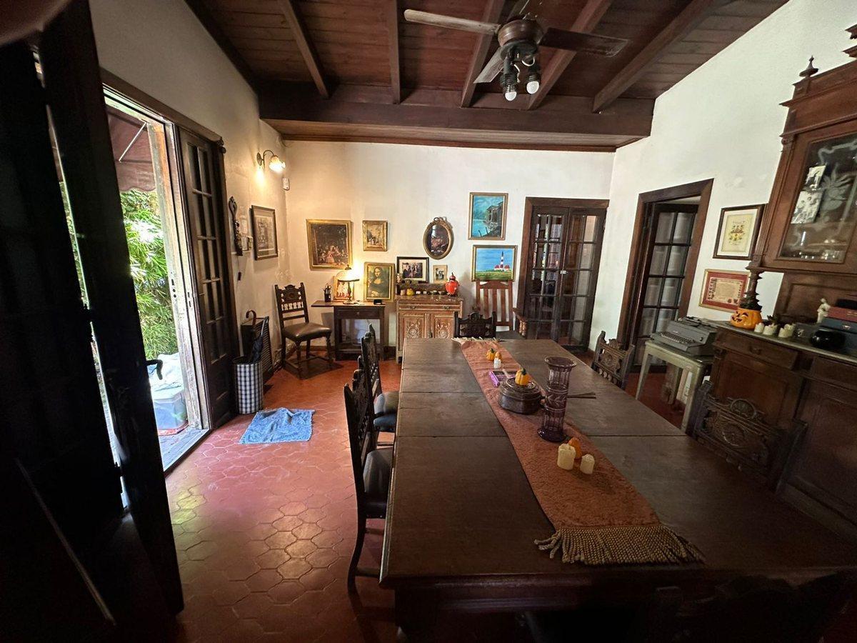 Foto de CASA EN VENTA GONNET CASTELLS QUINCHO Y PILETA, imagen 2