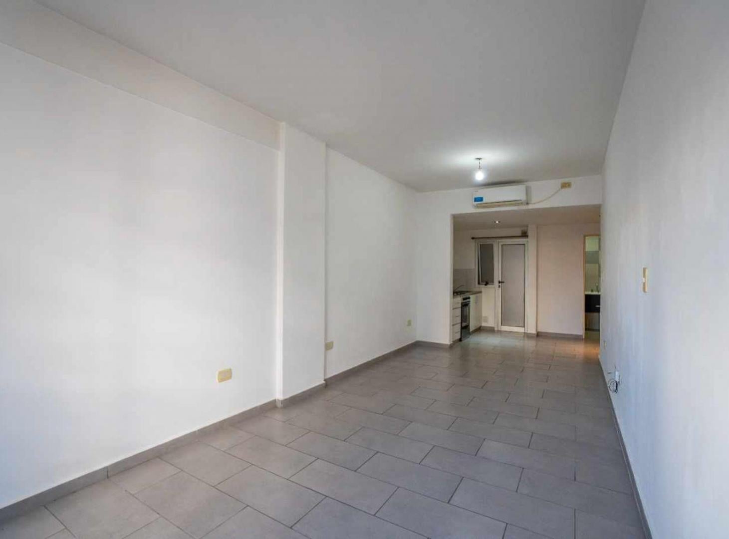Foto de Departamento Venta La Plata Monoambiente Al Frente, imagen 1