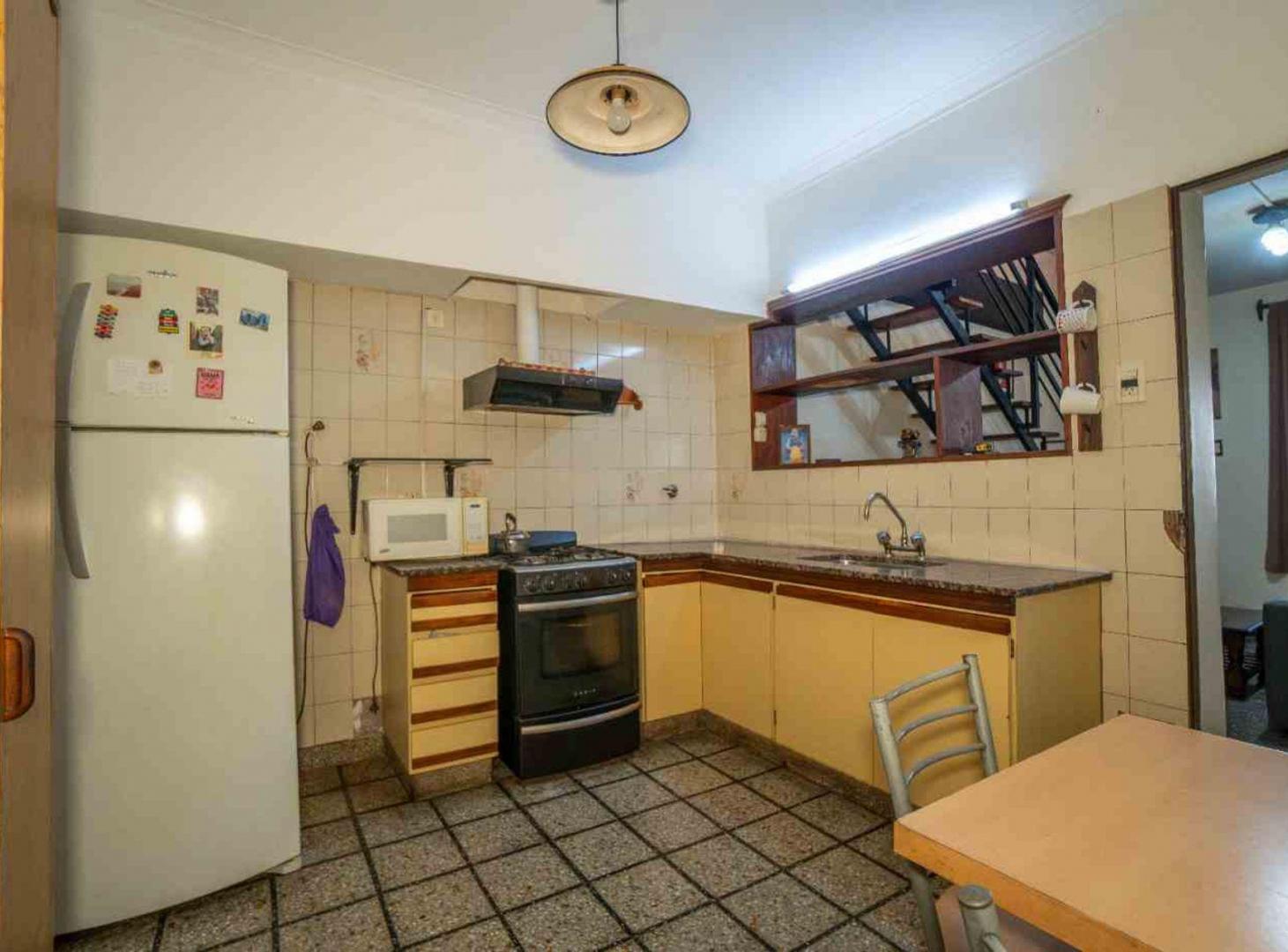 Foto de CASA EN VENTA RINGUELET 3 DORMITORIOS COCHERA, imagen 3