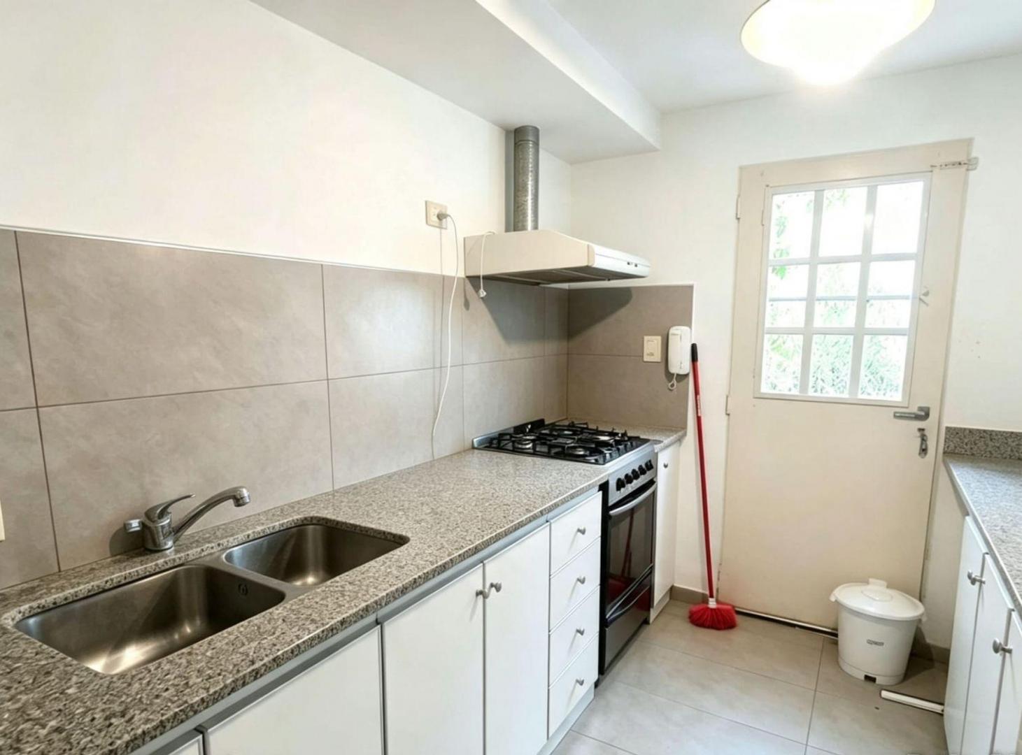 Foto de DUPLEX ALQUILER LA PLATA 2 DORMITORIO Y COCHERA, imagen 5