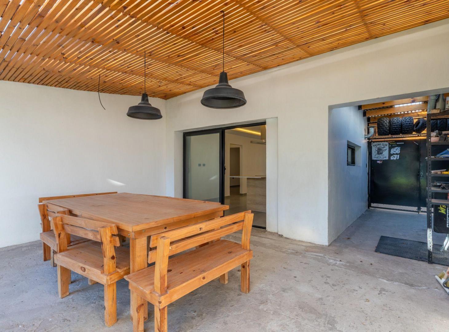 Foto de CASA VENTA CITY BELL 2 DORMITORIOS PILETA PARQUE, imagen 2