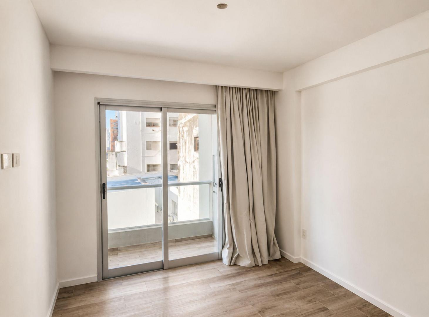 Foto de DEPARTAMENTO EN VENTA LA PLATA SEMIPISO CATEGORIA, imagen 5