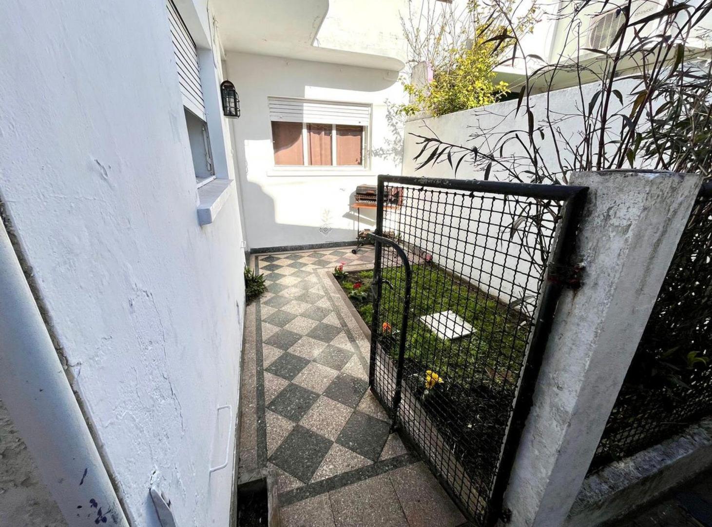 Foto de DEPARTAMENTO VENTA LA PLATA 2 DORMITORIOS PATIO, imagen 4