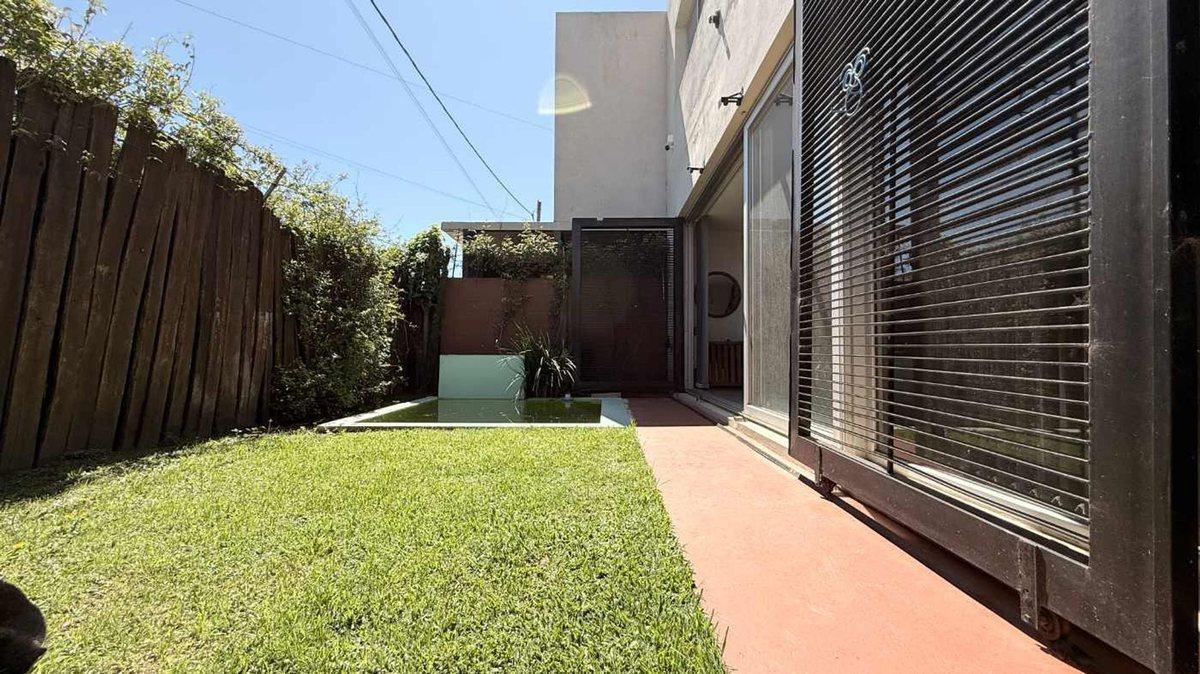 Foto de CASA VENTA EN VILLA CASTELLS 2 DORMITORIOS PILETA, imagen 1