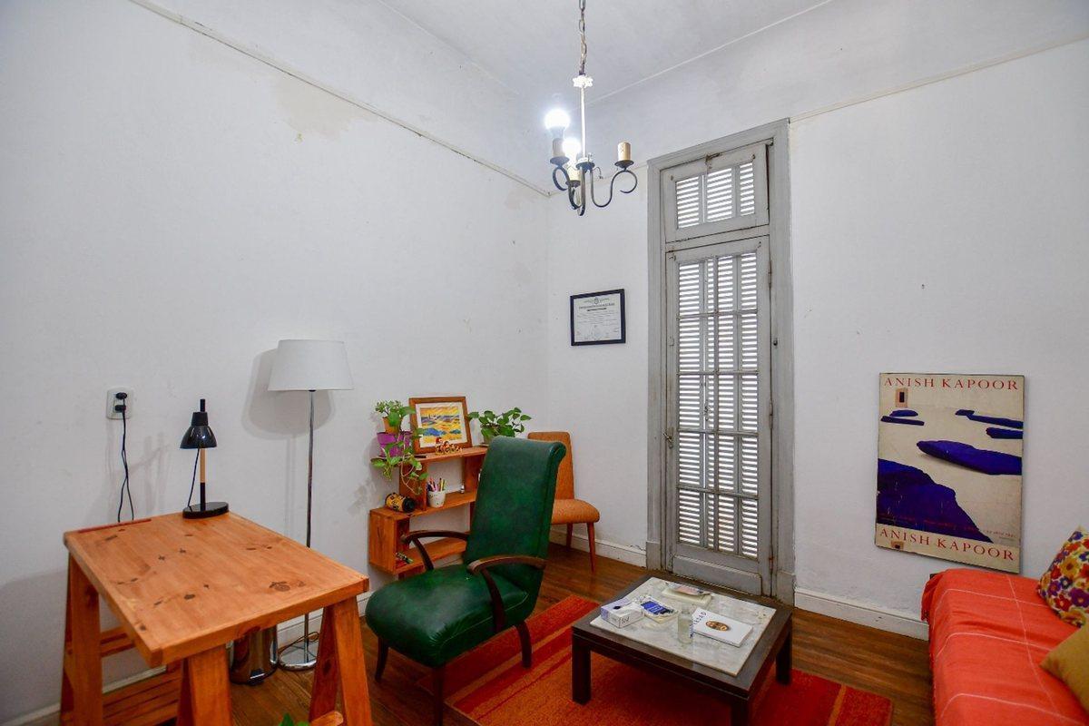 Foto de CASONA EN VENTA LA PLATA APTO COMERCIAL, imagen 3