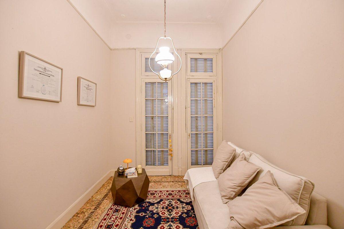Foto de CASONA EN VENTA LA PLATA APTO COMERCIAL, imagen 2