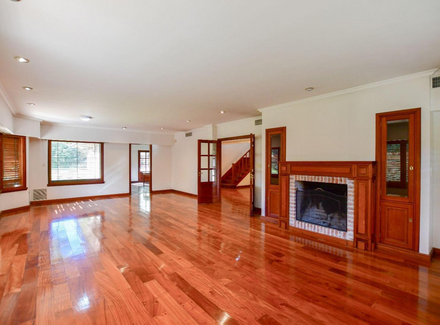 Foto de CASA EN VENTA LA PLATA 5 DORMITORIOS PARQUE PILETA, imagen 5