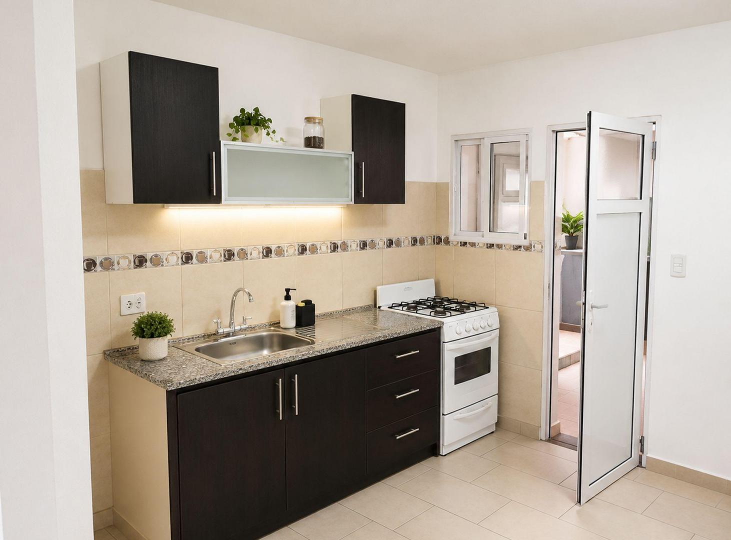 Foto de CASA EN VENTA RINGUELET 3 DORMITORIOS PARQUE, imagen 2