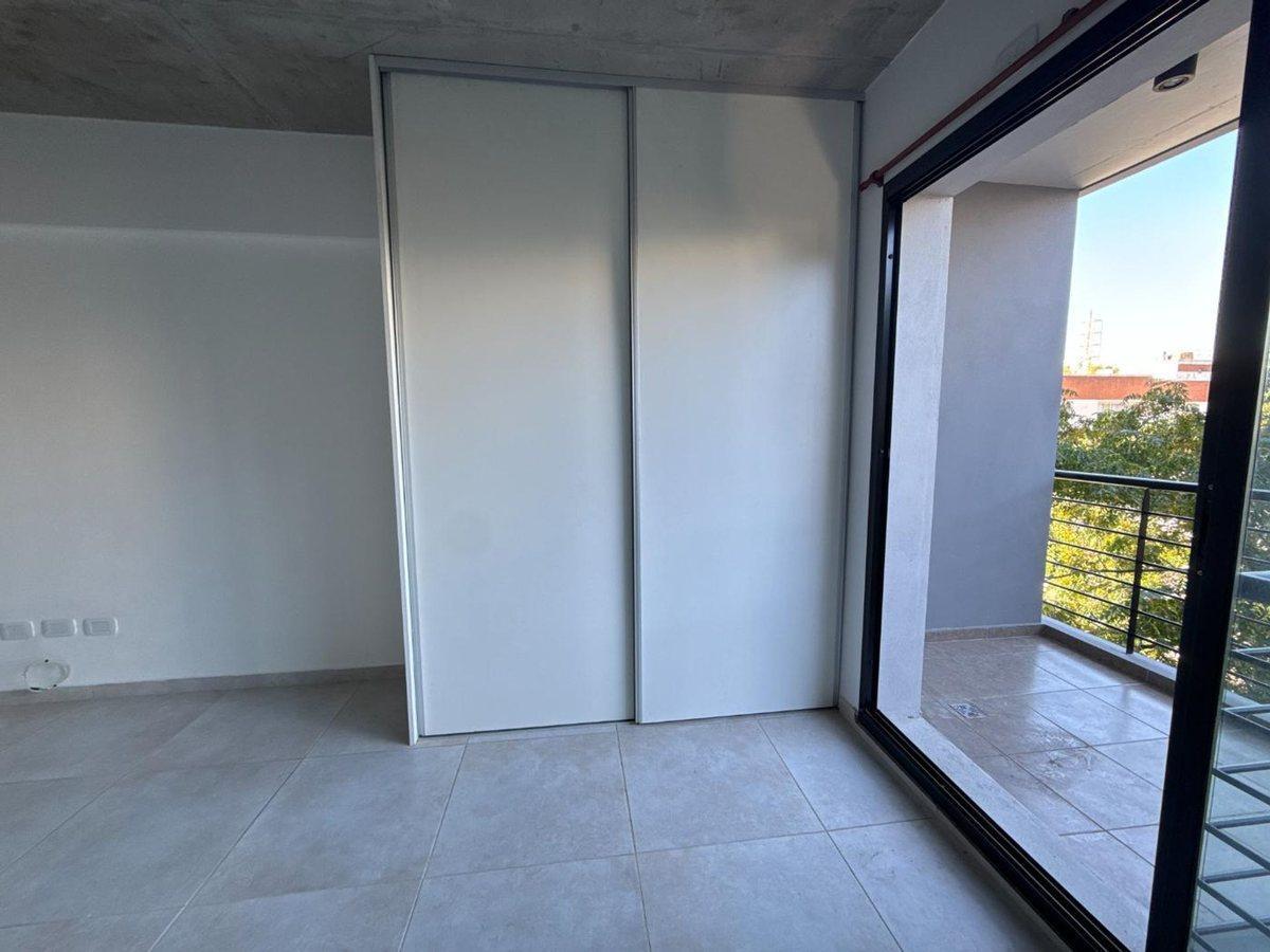Foto de DEPARTAMENTO EN VENTA VILLA DEL PARQUE 1 AMBIENTE, imagen 3