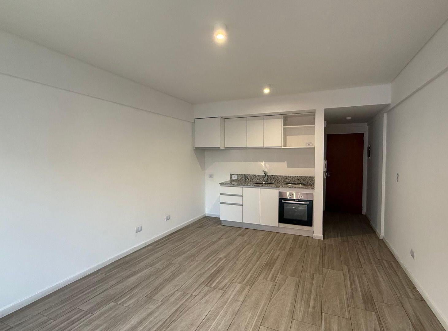 Foto de DEPARTAMENTO EN ALQUILER SAN CRISTOBAL 1 AMBIENTE, imagen 4