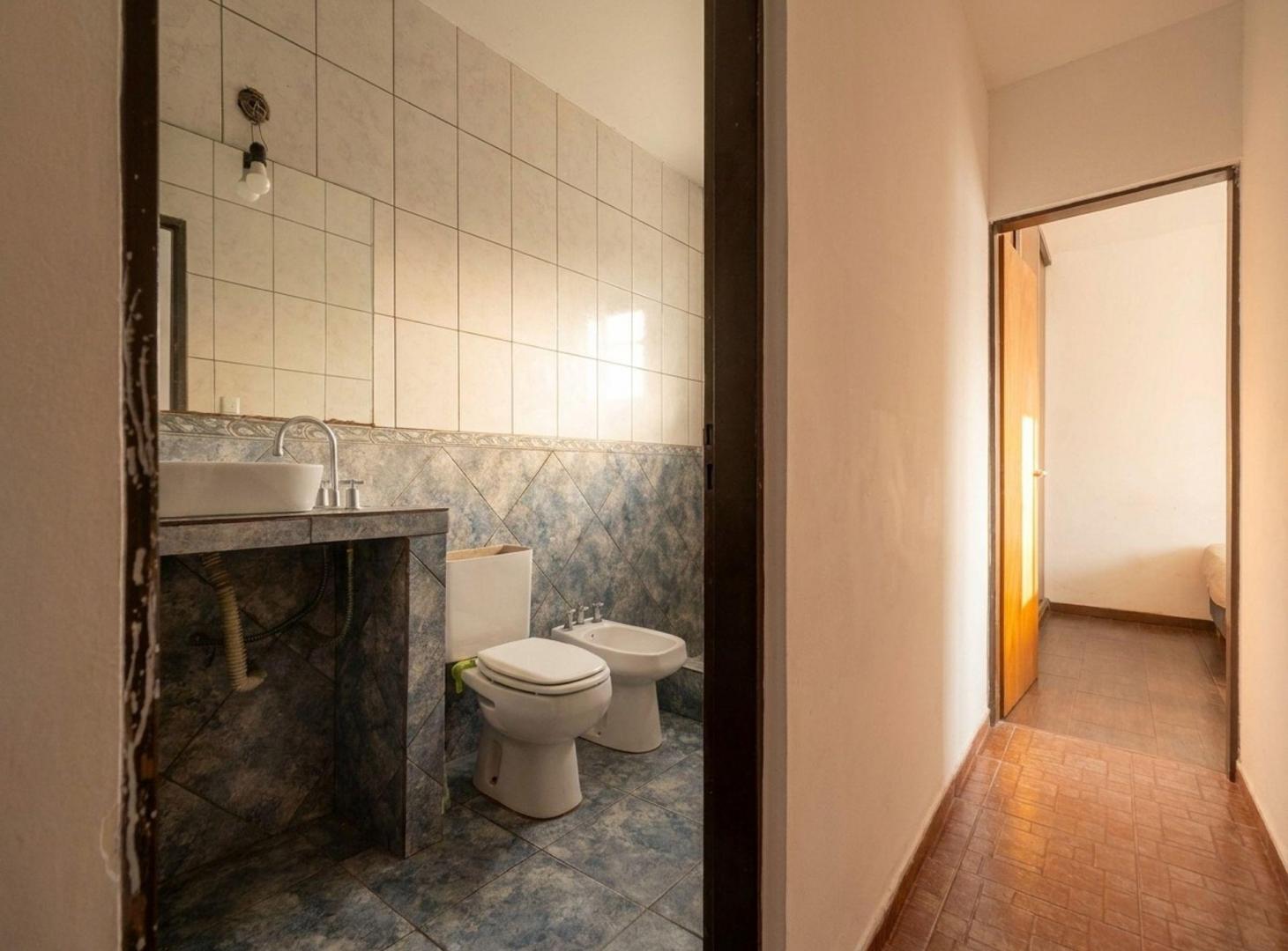 Foto de Casa en Venta La Plata 2 dormitorios doble cochera, imagen 3