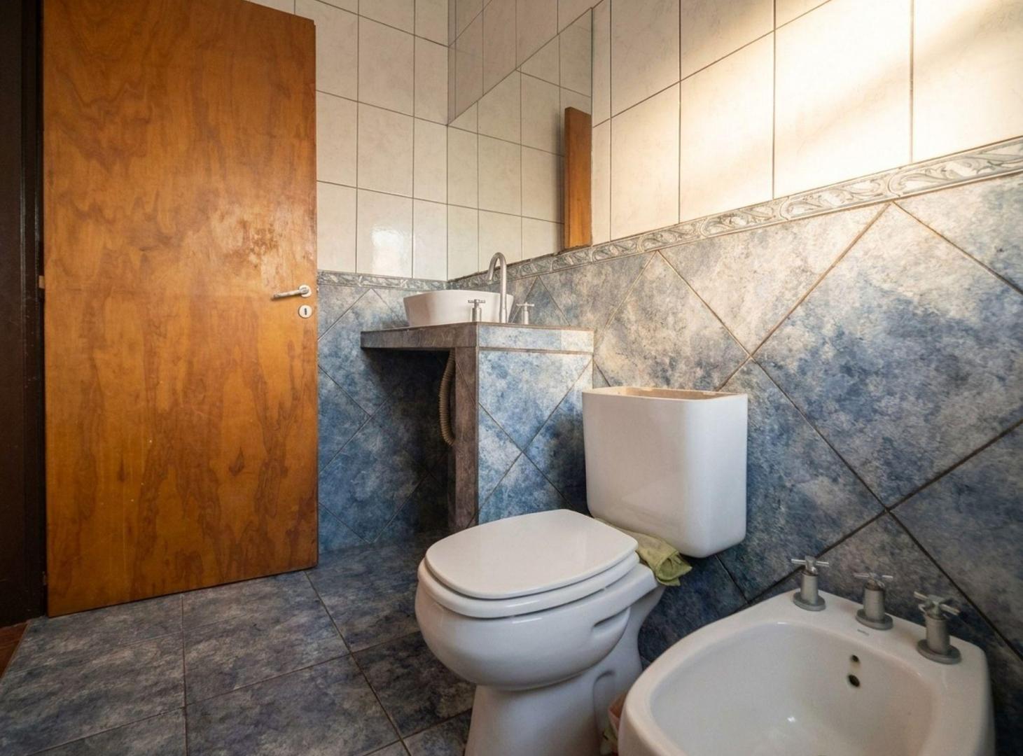 Foto de Casa en Venta La Plata 2 dormitorios doble cochera, imagen 5