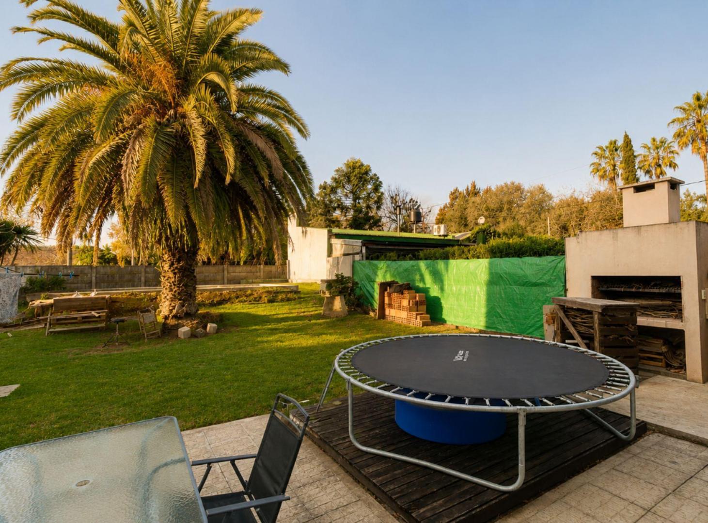 Foto de CASA EN VENTA SICARDI 4 DORMITORIOS PATIO Y PILETA, imagen 5